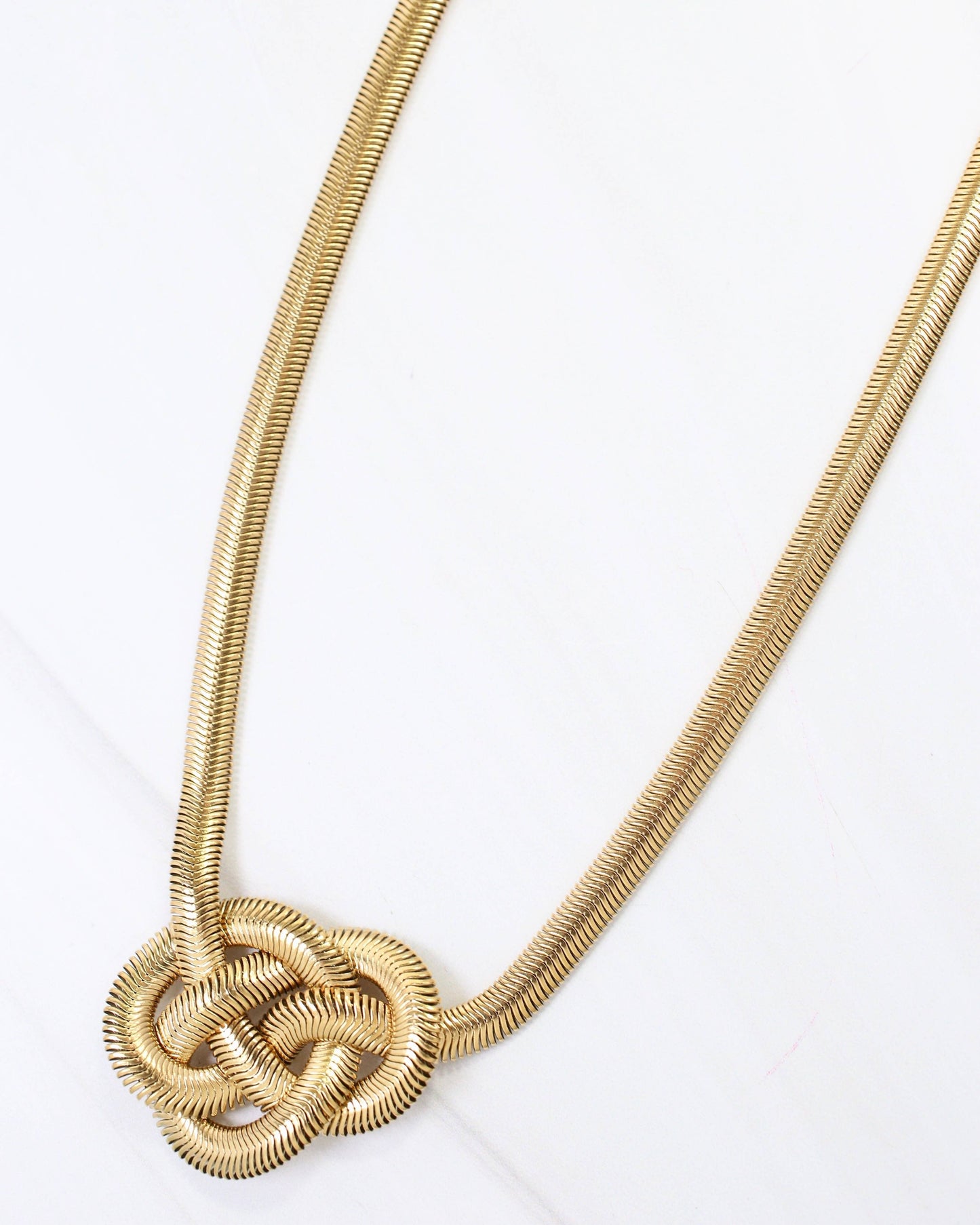 Bataria Knotted Snake Chain Necklace WP Gold