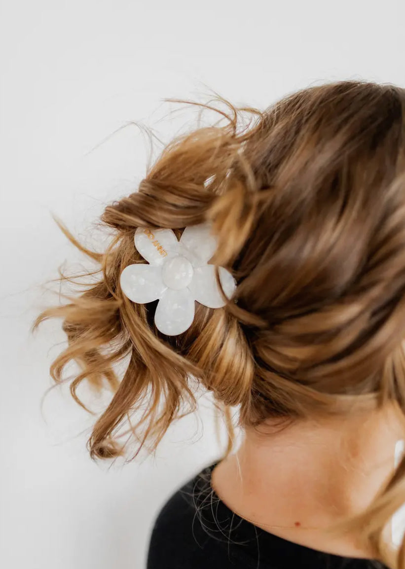 Gigi Hair Clip Pearl White