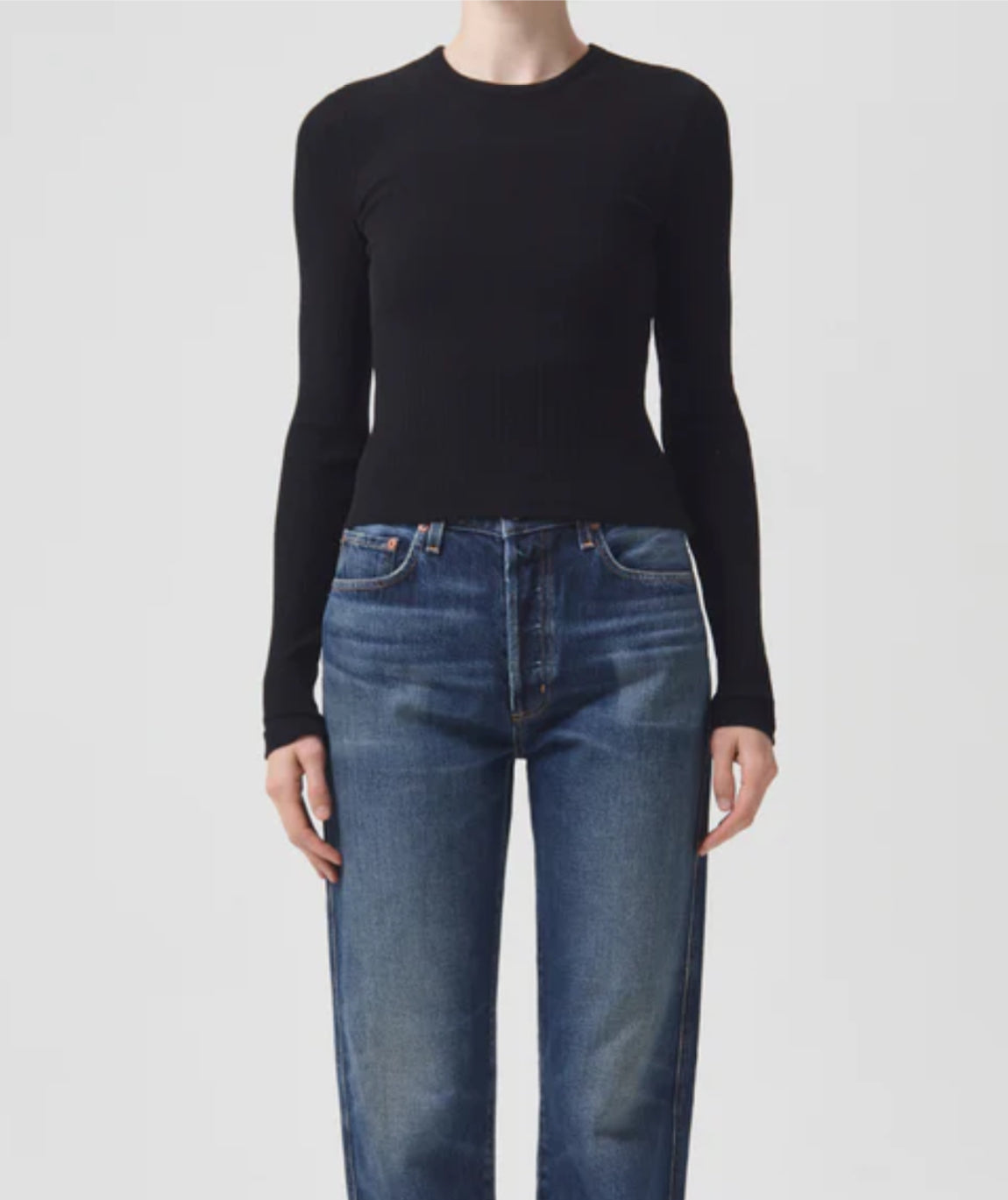Alma Shrunken Crew Neck in Black