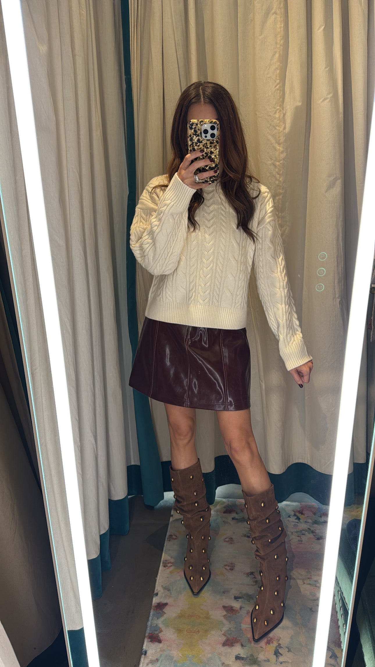 Verne Skirt in Bordeaux