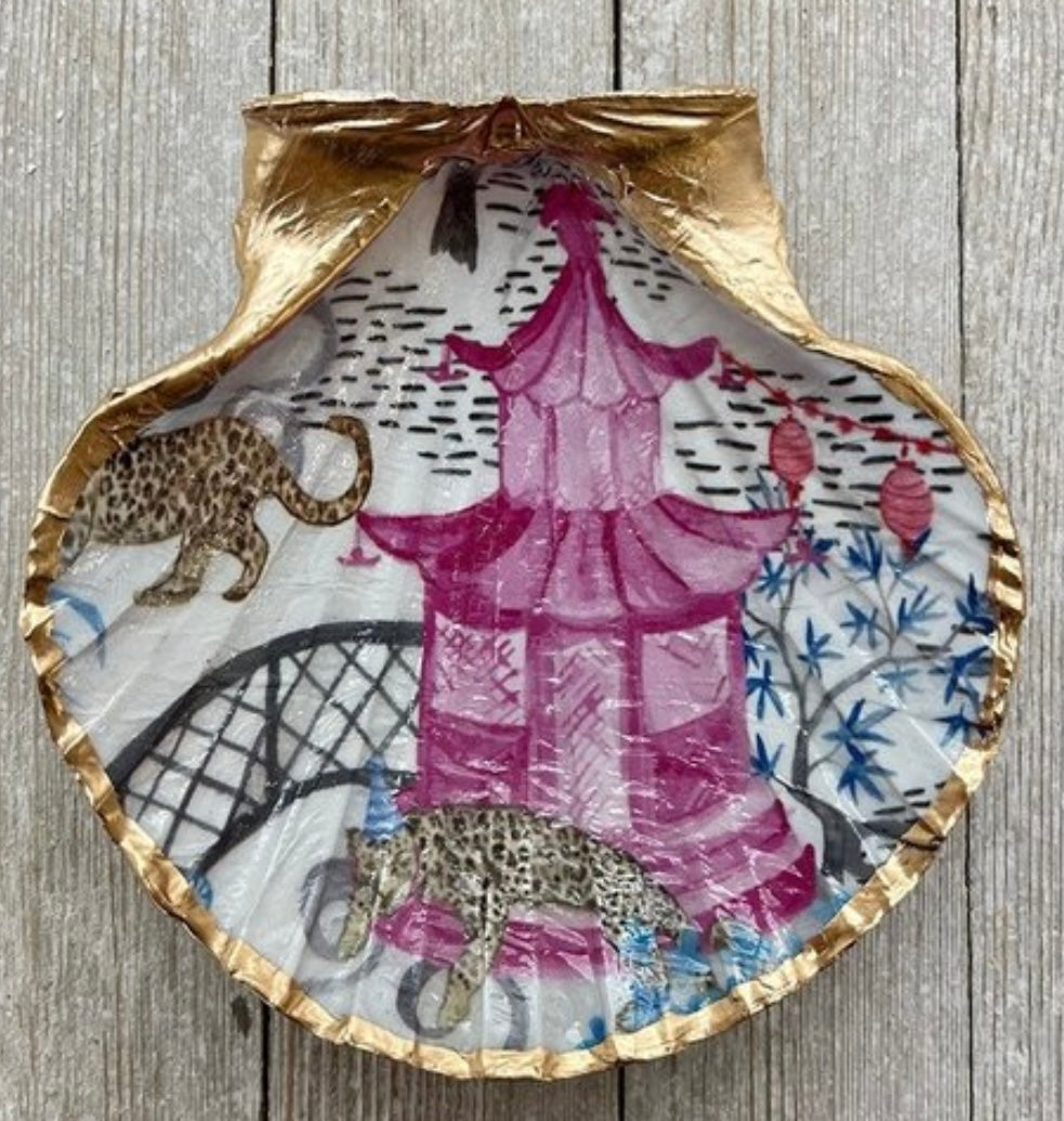 Pink Leopard Clam Shell