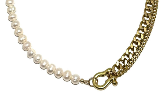 Pearl Shackle Chain