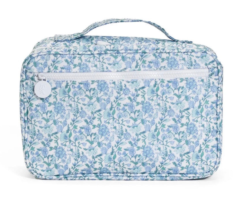 Bundle Up Hanging Toiletry Bag