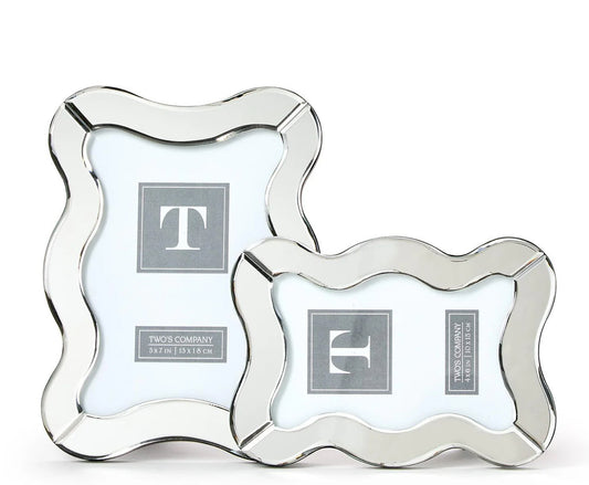 Scallop Mirrored Frame