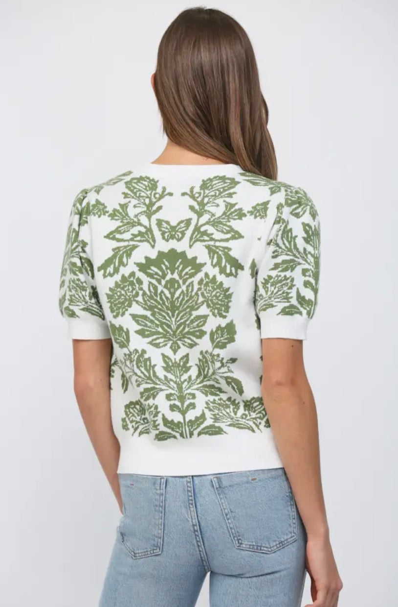Stretchy Knit Short Sleeve Sweater-L