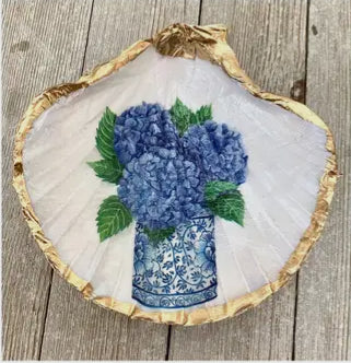 Hydrangea Clam Shell