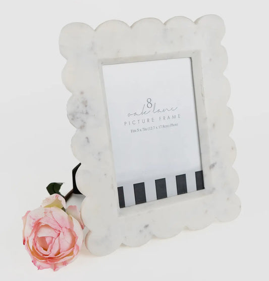 White Marble Scalloped Frame