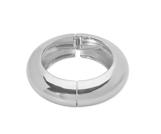 Rounded Silver Bangle