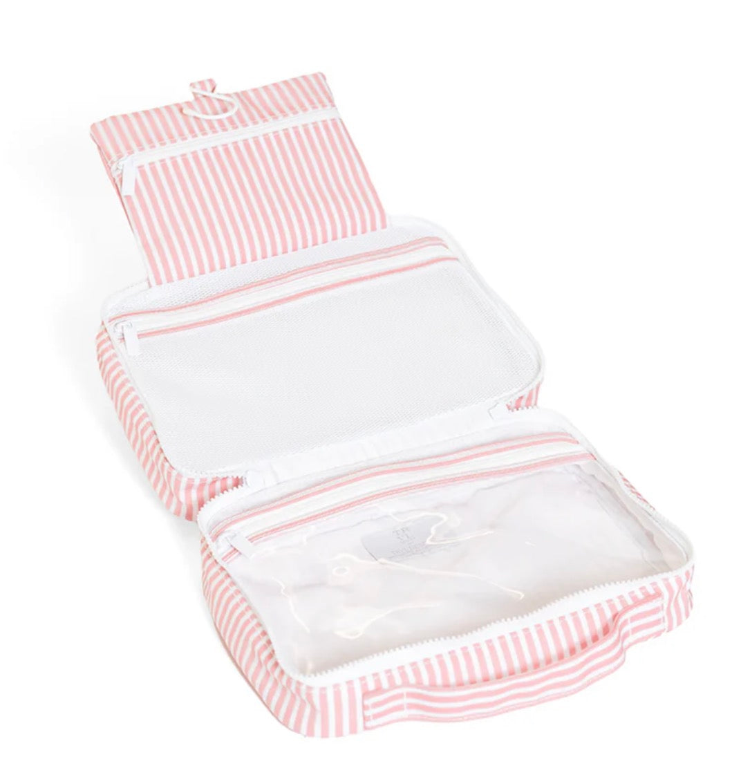 Bundle Up Hanging Toiletry Bag