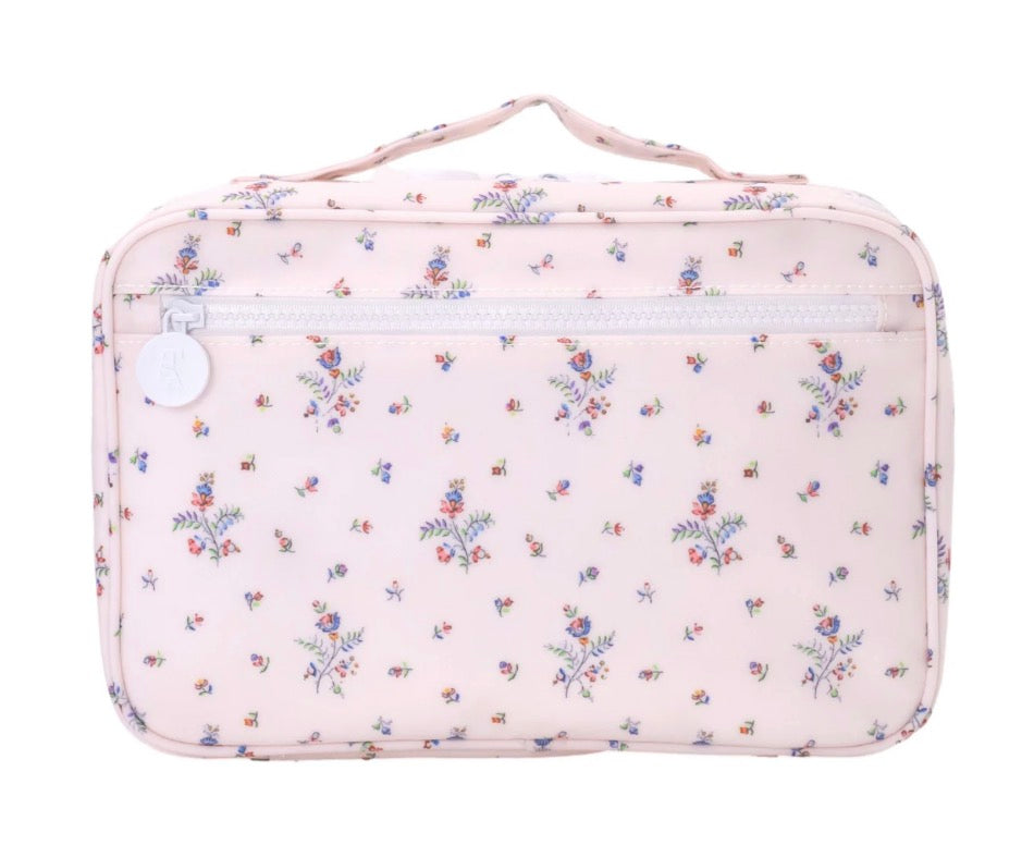 Bundle Up Hanging Toiletry Bag