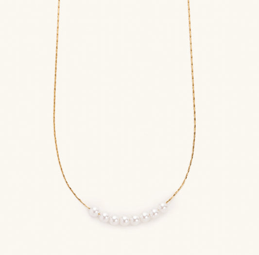 Nina Dainty Pearl Necklace