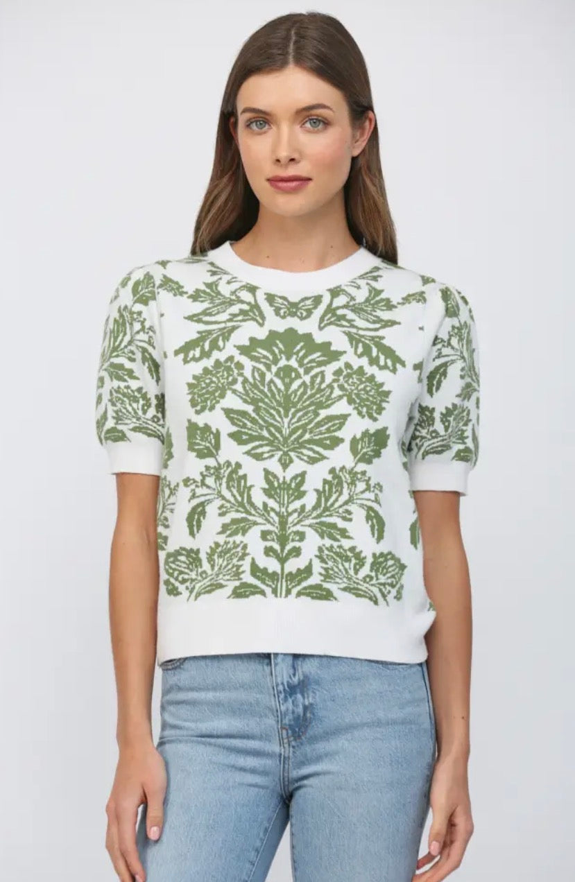 Stretchy Knit Short Sleeve Sweater-L