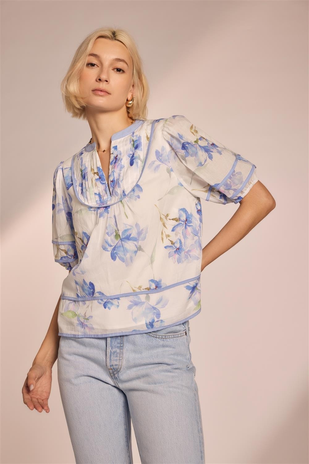 Contrast Floral Top