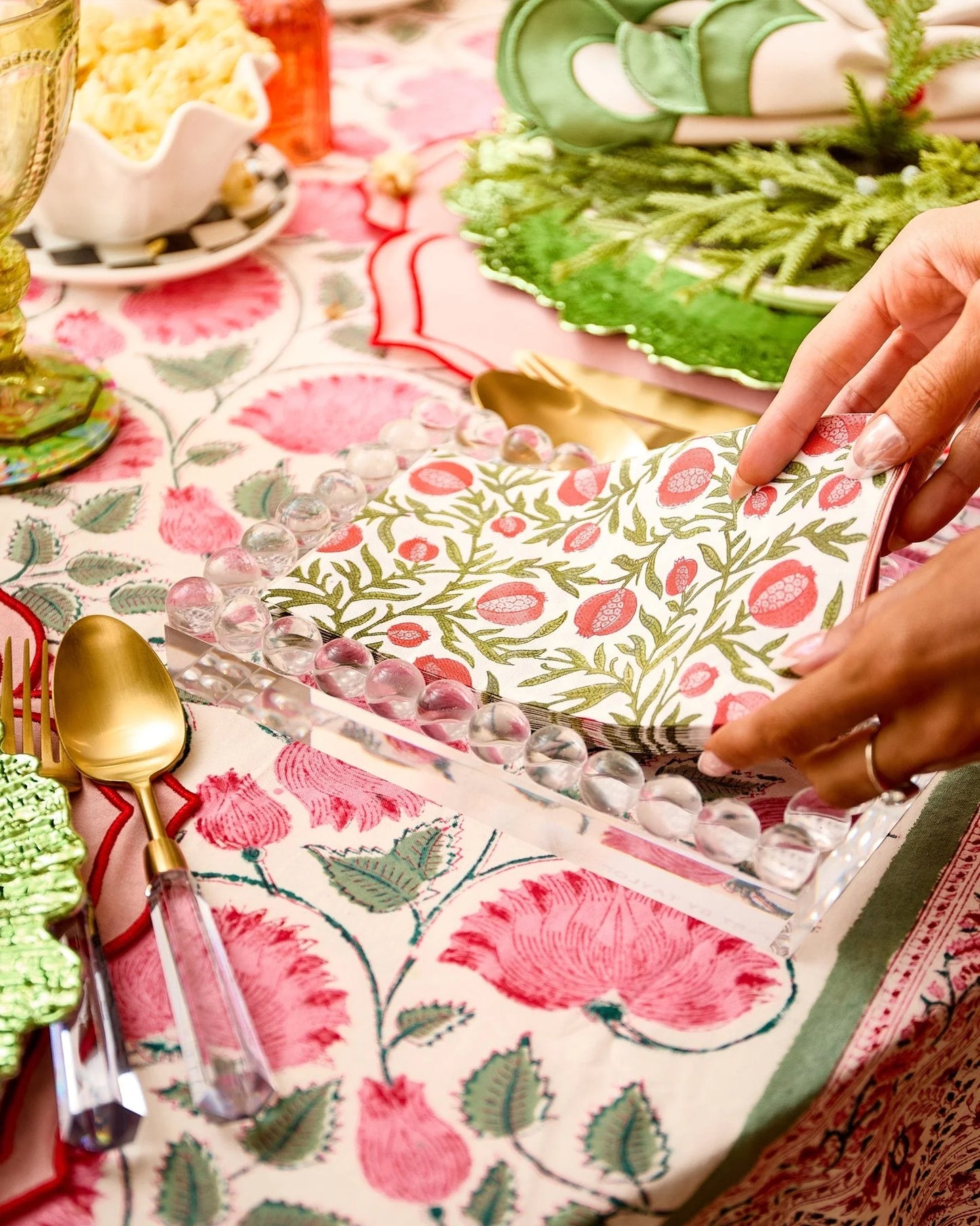 Medium Bubble Lucite Tray