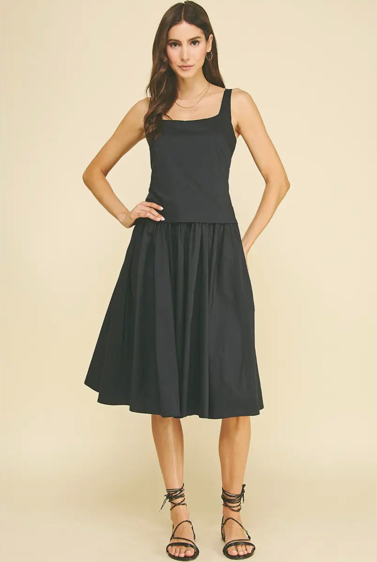 Square Neck Pleated Midi Dress