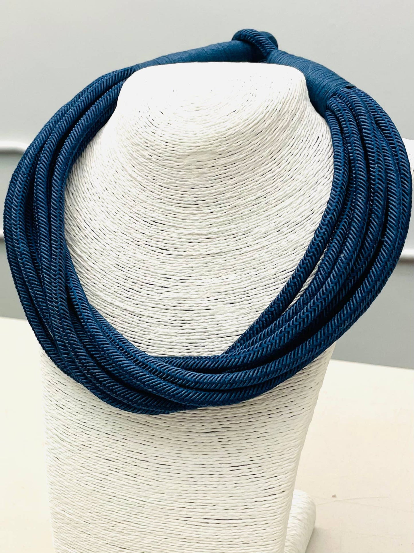 Slub 8-Strand Necklace Navy