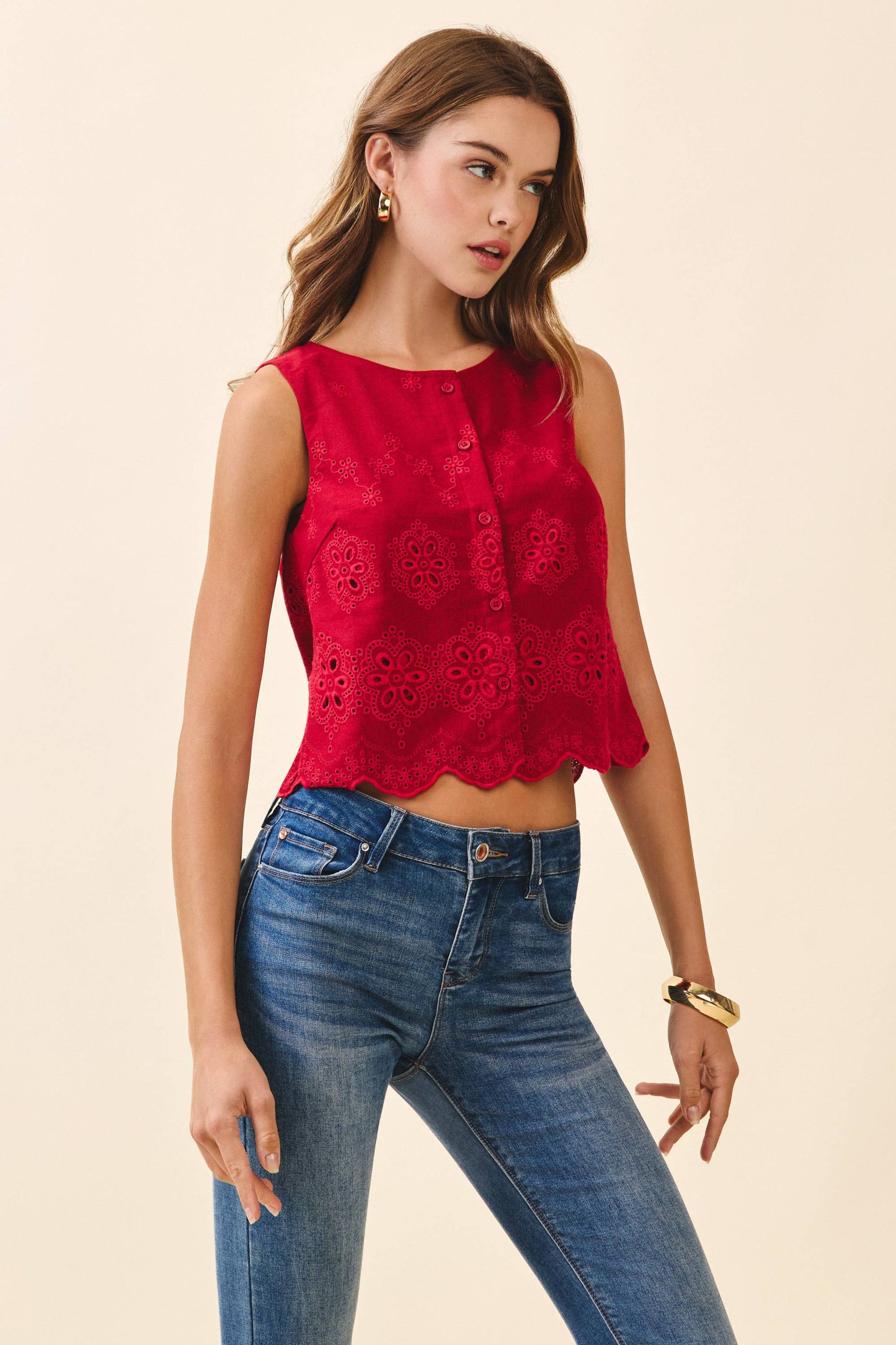 Floral Eyelet Scalloped Hem Crop Top