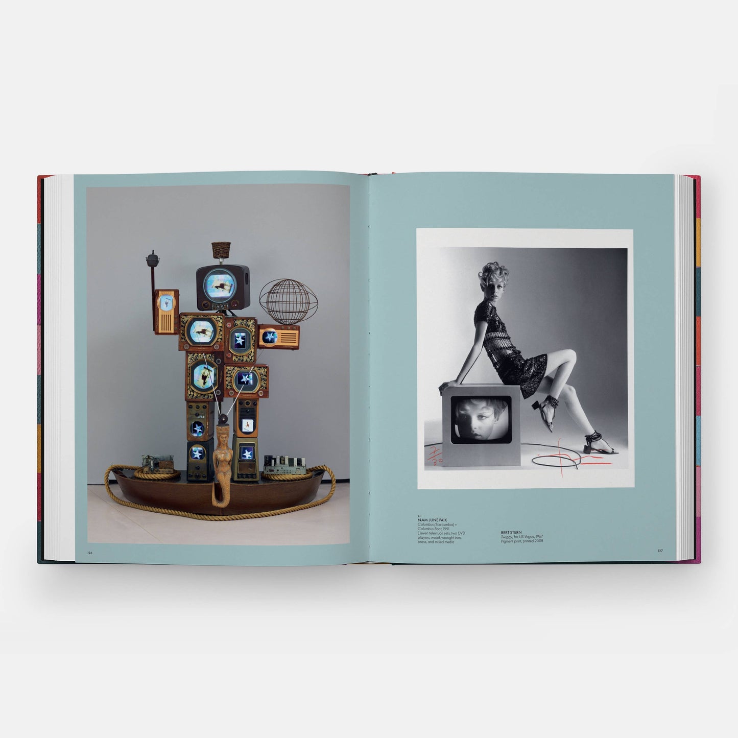 Mix & Match: Fashion Photography Meets Contemporary Art