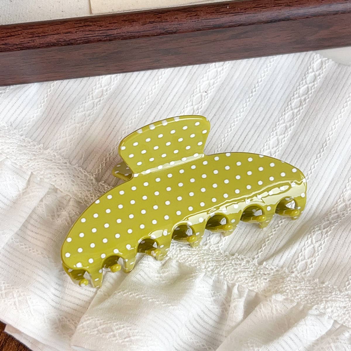 Polka Dot Clip
